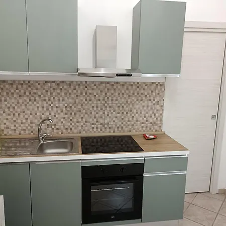 Lägenhet Giordano Bruno 8 Brindisi